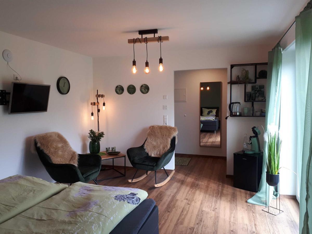 אברשטאדט Weinlodge Am Geissberg מראה חיצוני תמונה